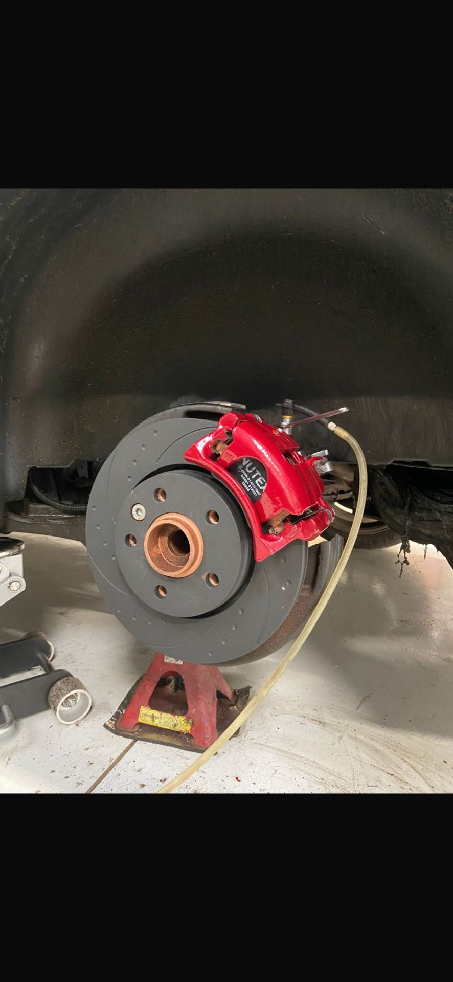 Caliper paint & grooved disc upgrade